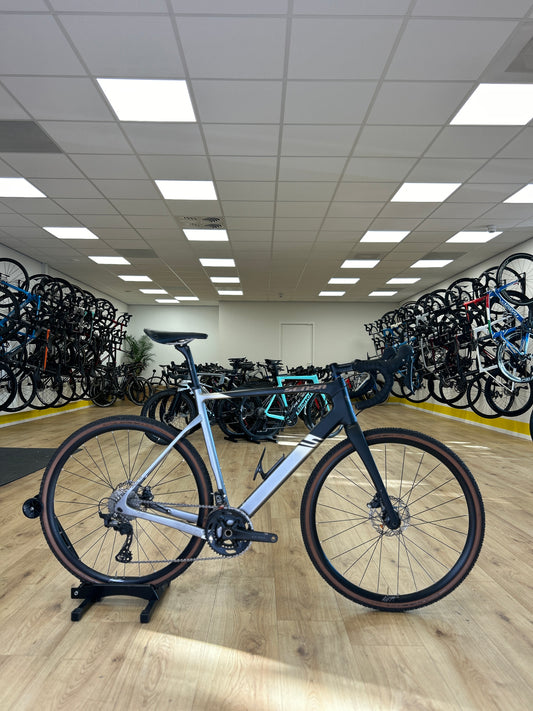 Sensa Giulia Elite Gravel Carbon Disc Racefiets