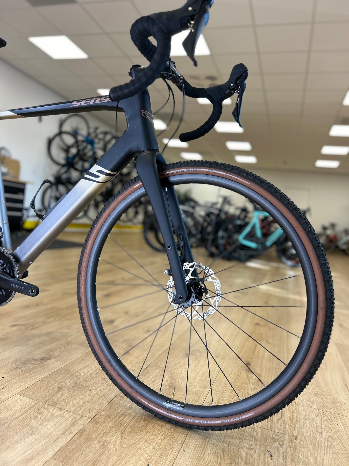 Sensa Giulia Elite Gravel Carbon Disc Racefiets
