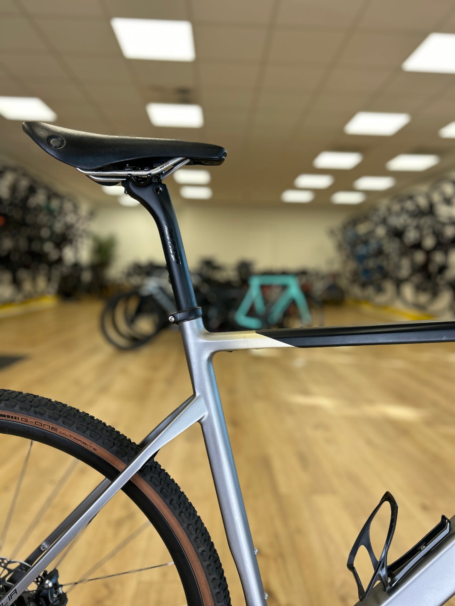 Sensa Giulia Elite Gravel Carbon Disc Racefiets