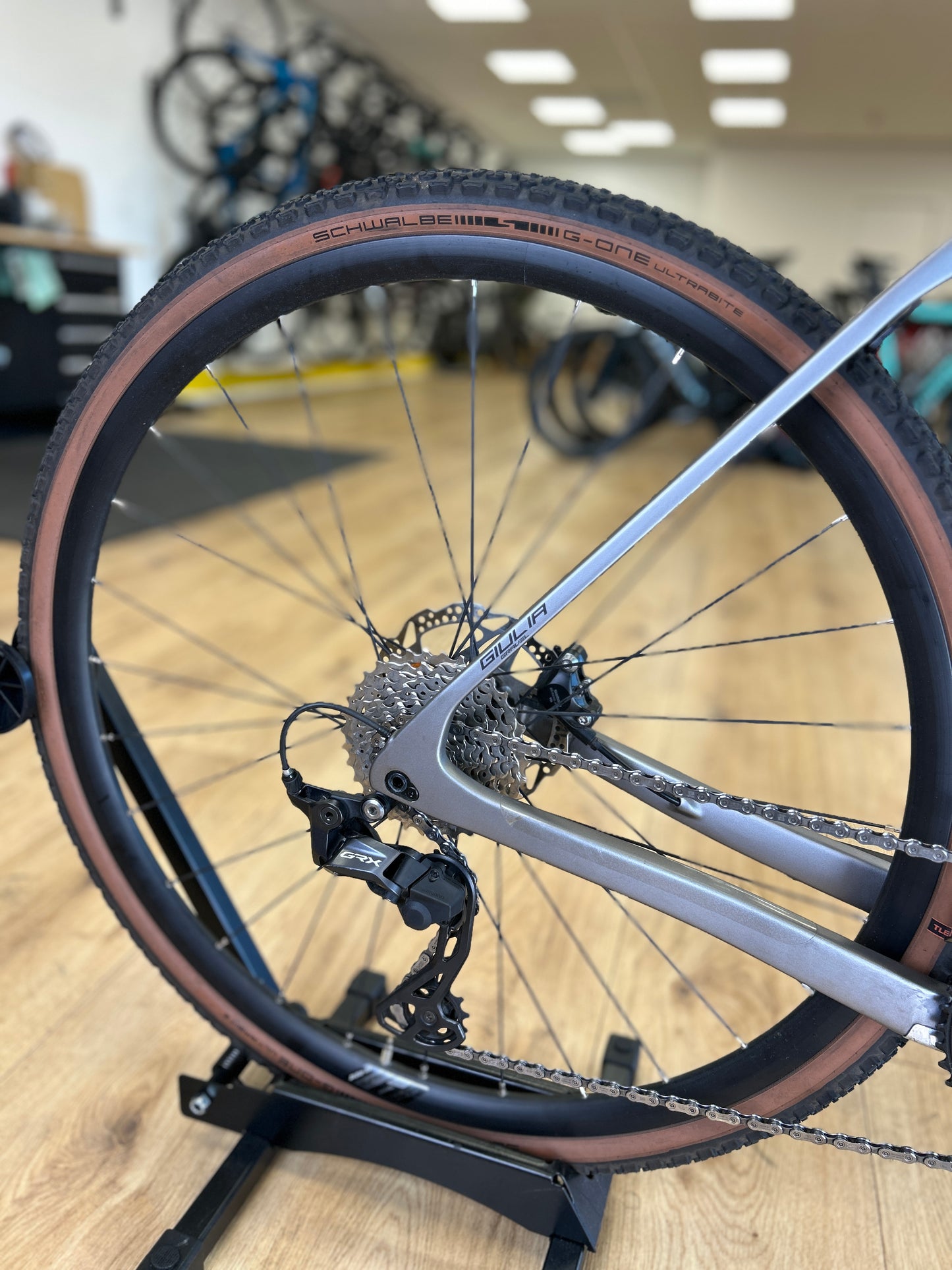 Sensa Giulia Elite Gravel Carbon Disc Racefiets