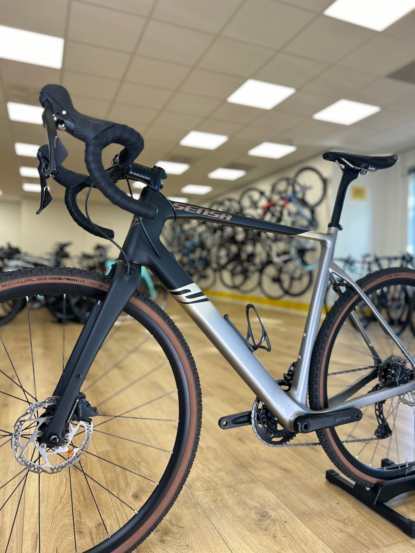 Sensa Giulia Elite Gravel Carbon Disc Racefiets