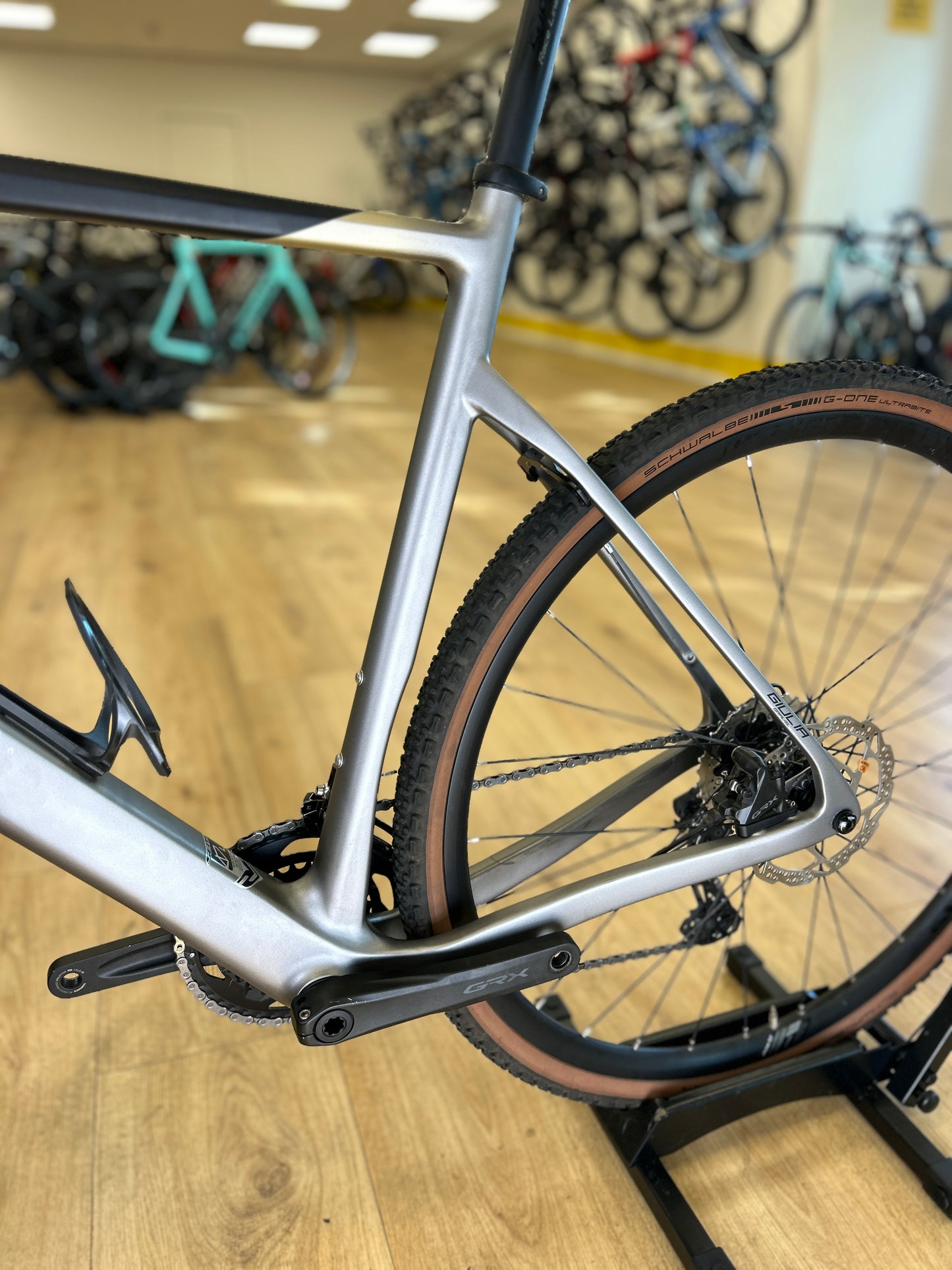 Sensa Giulia Elite Gravel Carbon Disc Racefiets