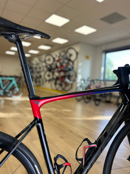Giant Defy Advanced Pro Carbon Disc Racefiets