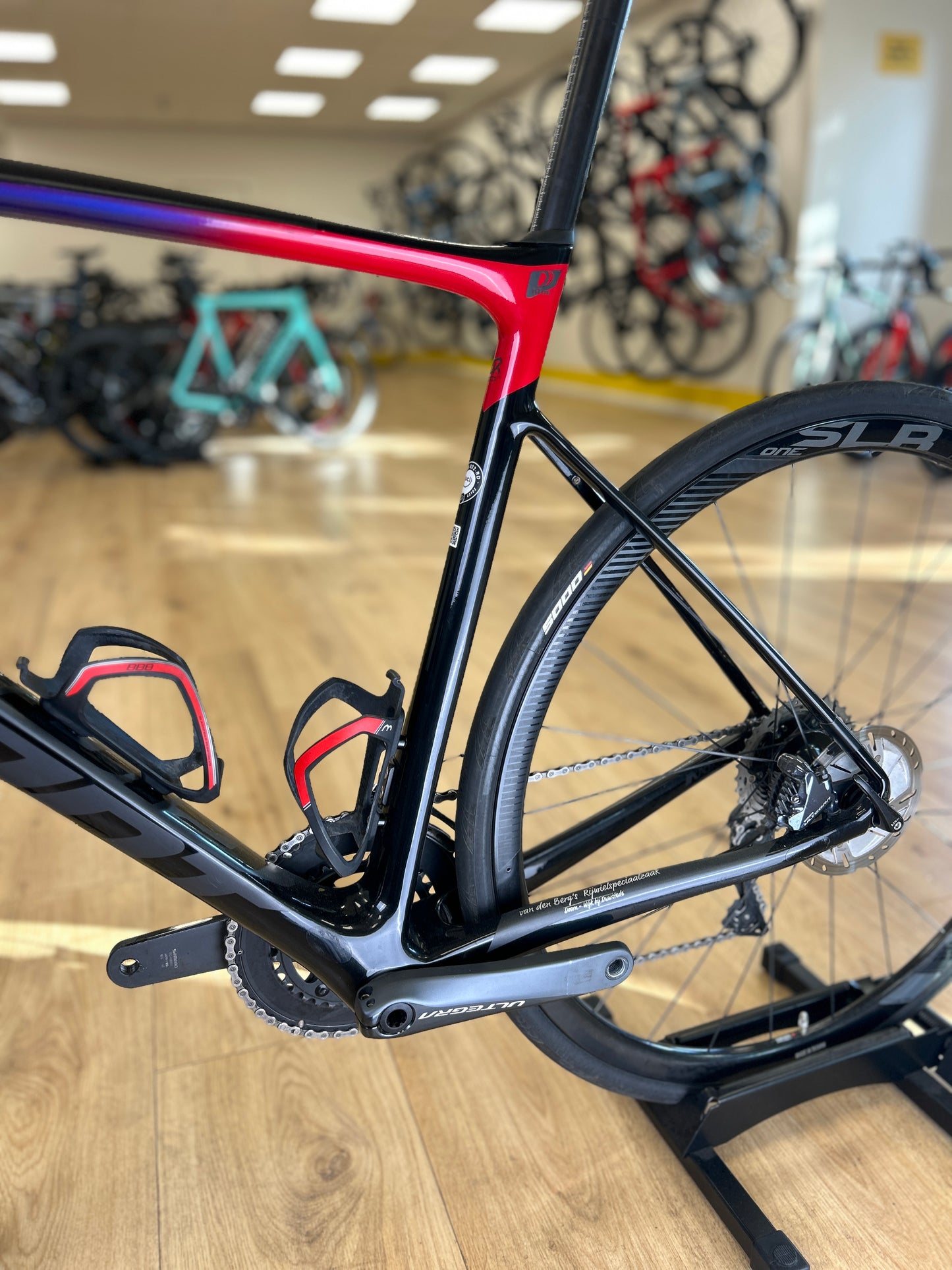 Giant Defy Advanced Pro Carbon Disc Racefiets