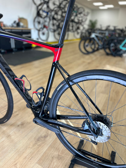 Giant Defy Advanced Pro Carbon Disc Racefiets