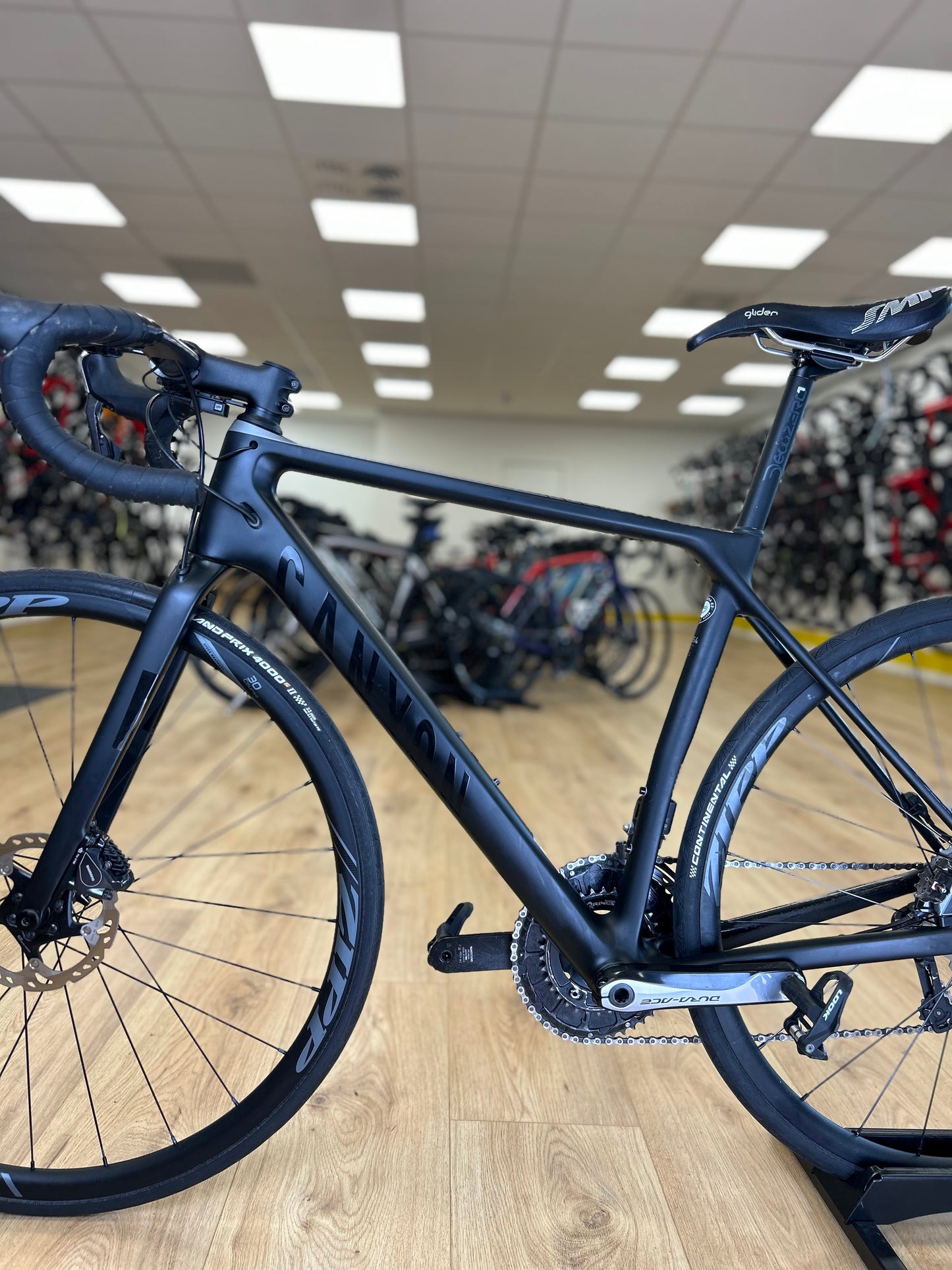 Canyon Endurance Carbon Disc Racefiets