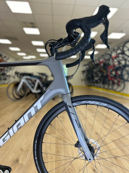 XL Giant Defy Carbon Disc Racefiets