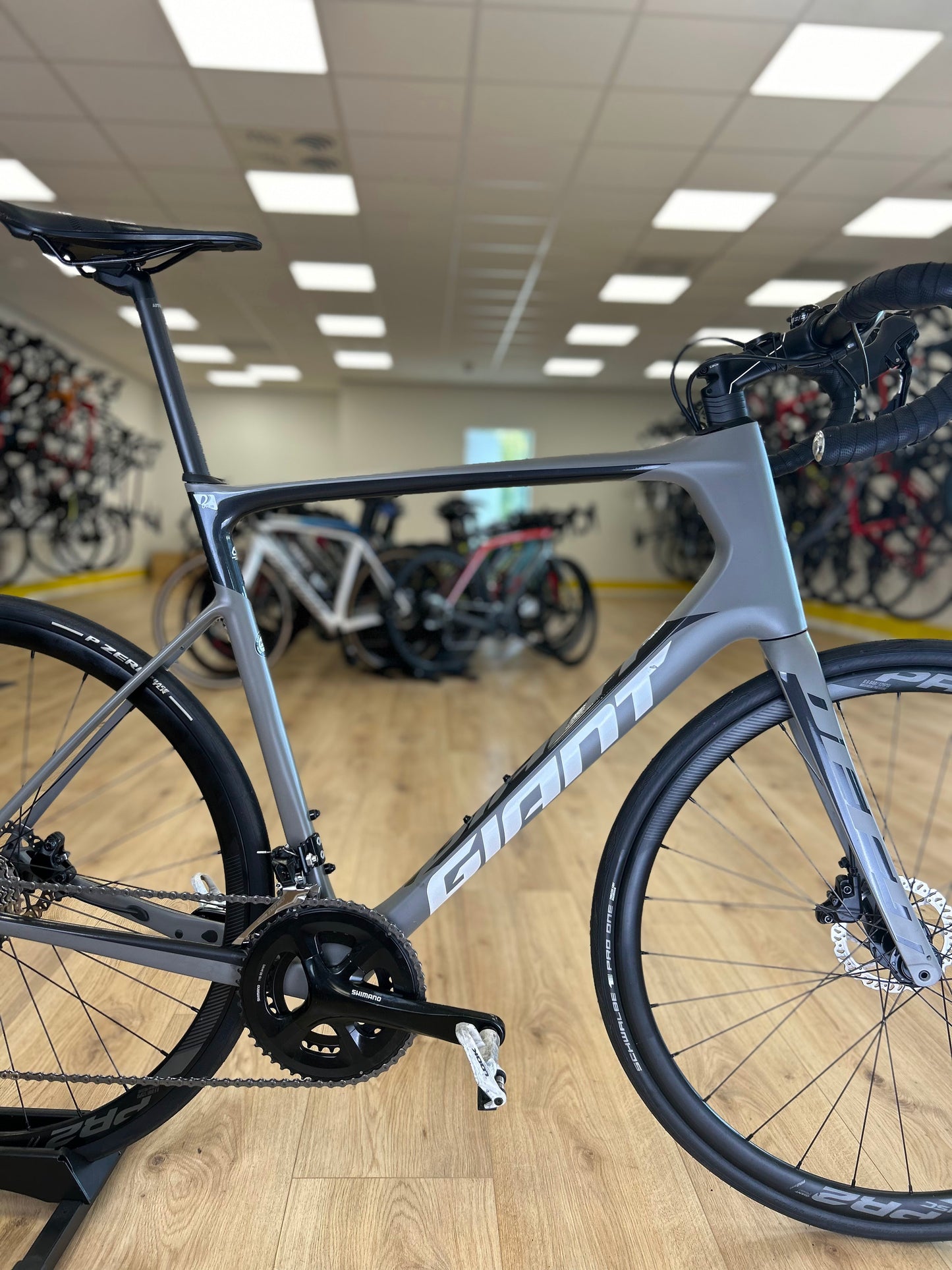 XL Giant Defy Carbon Disc Racefiets