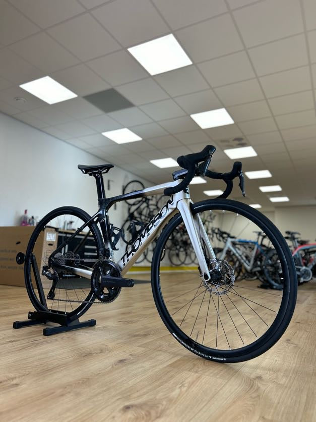 XS Thompson Falcon Di2 Ultegra Disc Carbon Racefiets