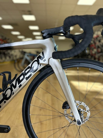 XS Thompson Falcon Di2 Ultegra Disc Carbon Racefiets