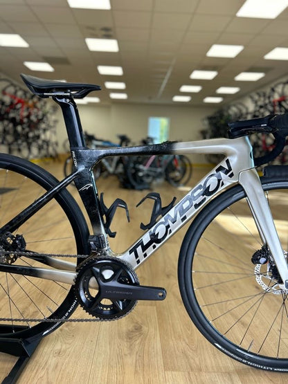 XS Thompson Falcon Di2 Ultegra Disc Carbon Racefiets