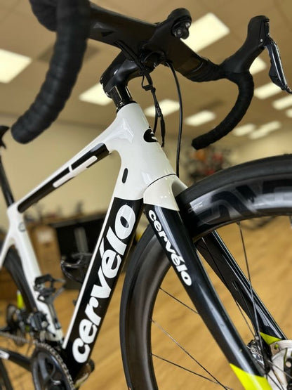 Cervelo S3 Full Carbon Di2 Ultegra Racefiets