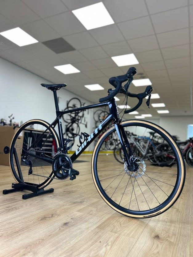 2024 Giant TCR Disc Carbon Racefiets