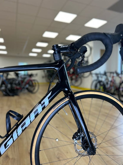 2024 Giant TCR Disc Carbon Racefiets