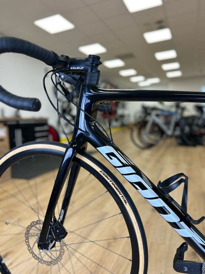 2024 Giant TCR Disc Carbon Racefiets