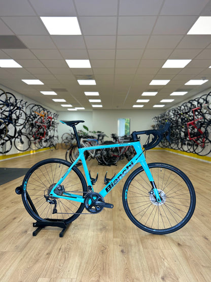 XL Bianchi Infinito XE Ultegra Disc Carbon Racefiets