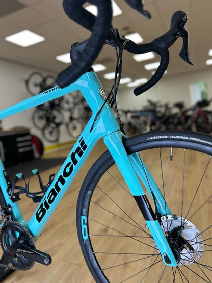 XL Bianchi Infinito XE Ultegra Disc Carbon Racefiets