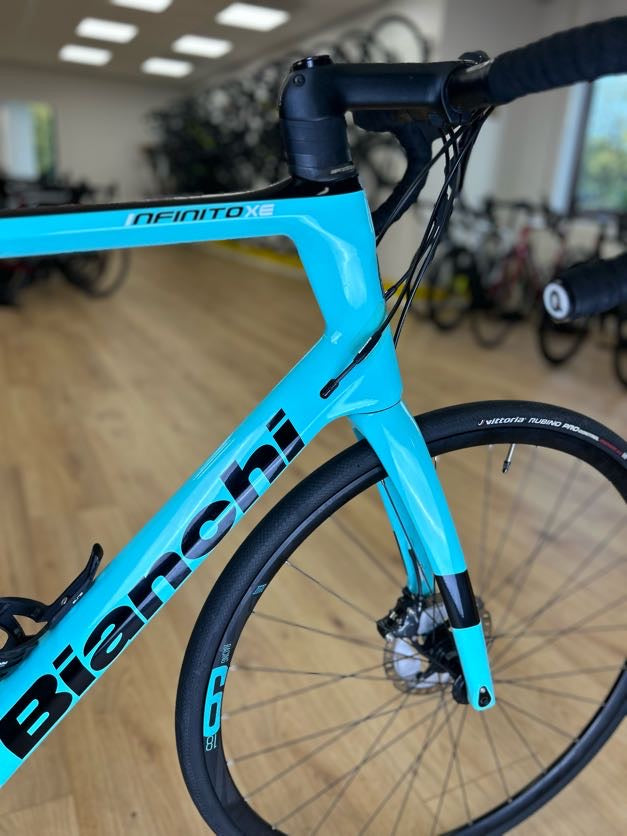 XL Bianchi Infinito XE Ultegra Disc Carbon Racefiets