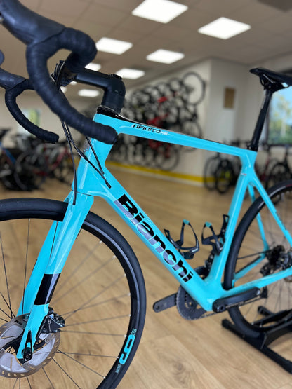 XL Bianchi Infinito XE Ultegra Disc Carbon Racefiets