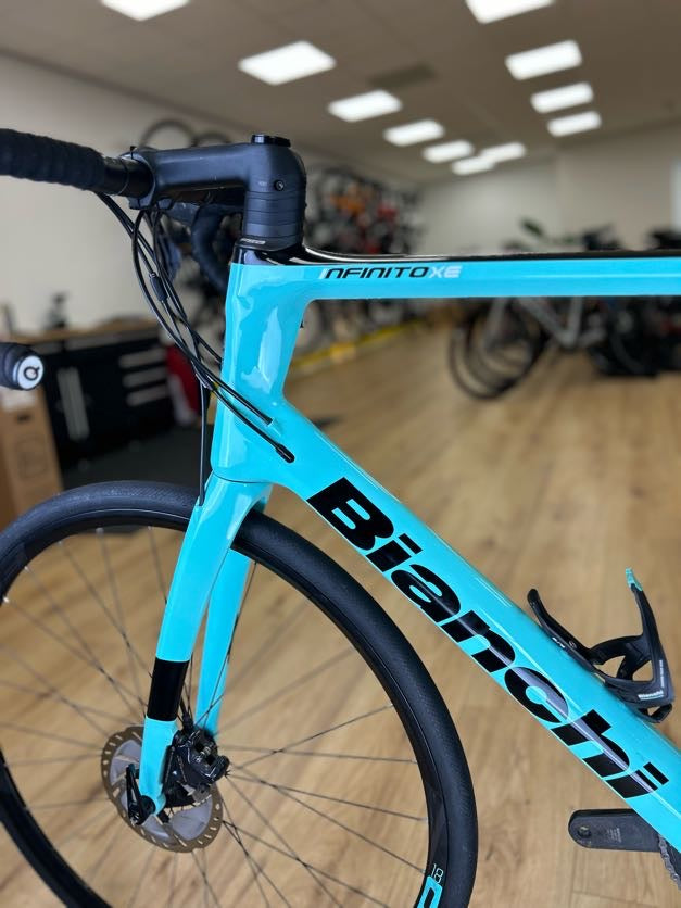 XL Bianchi Infinito XE Ultegra Disc Carbon Racefiets