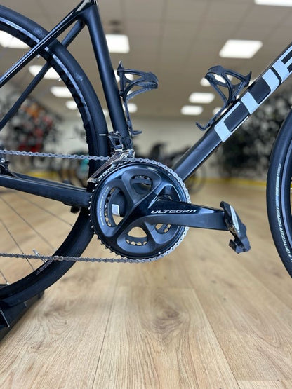 Cube Attain Ultegra Disc Carbon Racefiets