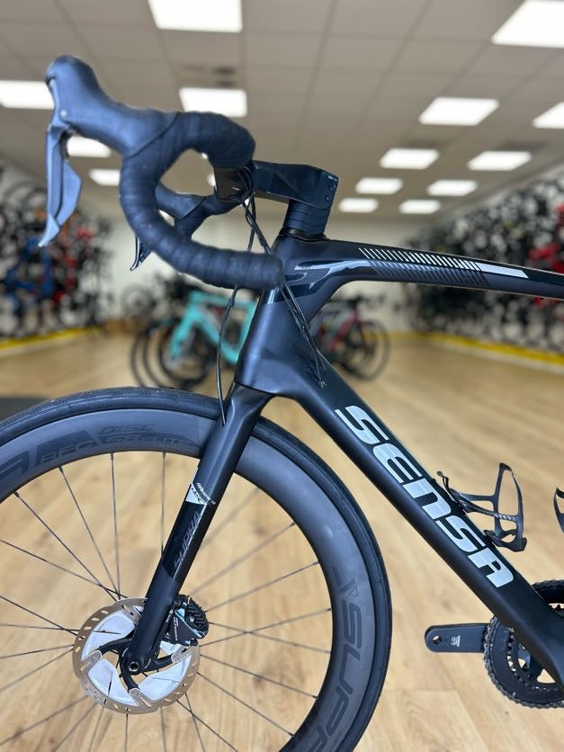 Sensa Giulia Di2 Ultegra Disc Carbon Racefiets