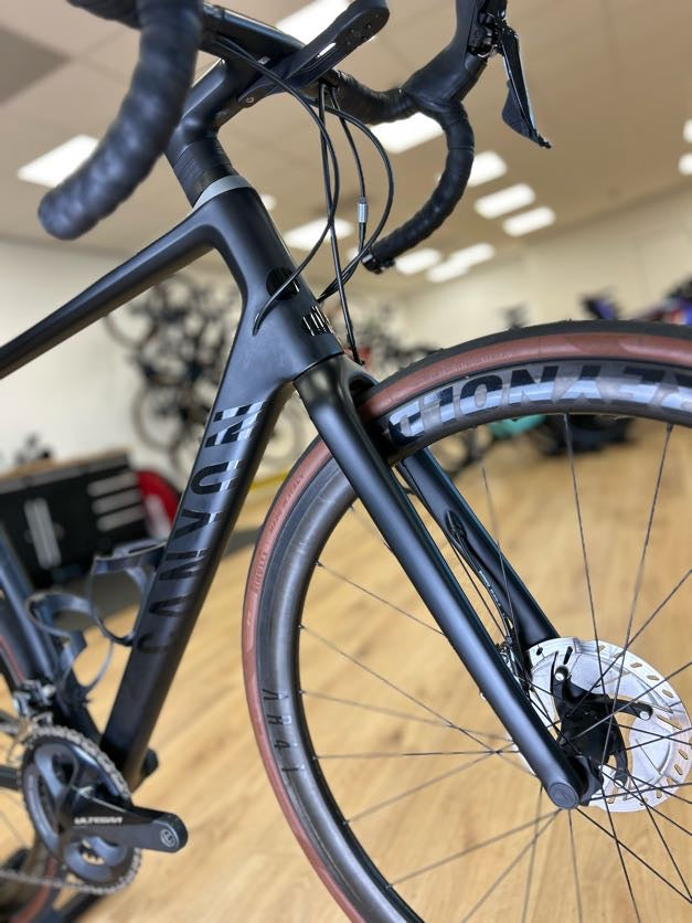 Canyon Endurance Disc Full Carbon Racefiets