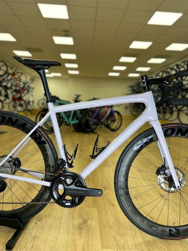 2023 Specialized Aethos Di2 Ultegra Carbon Racefiets