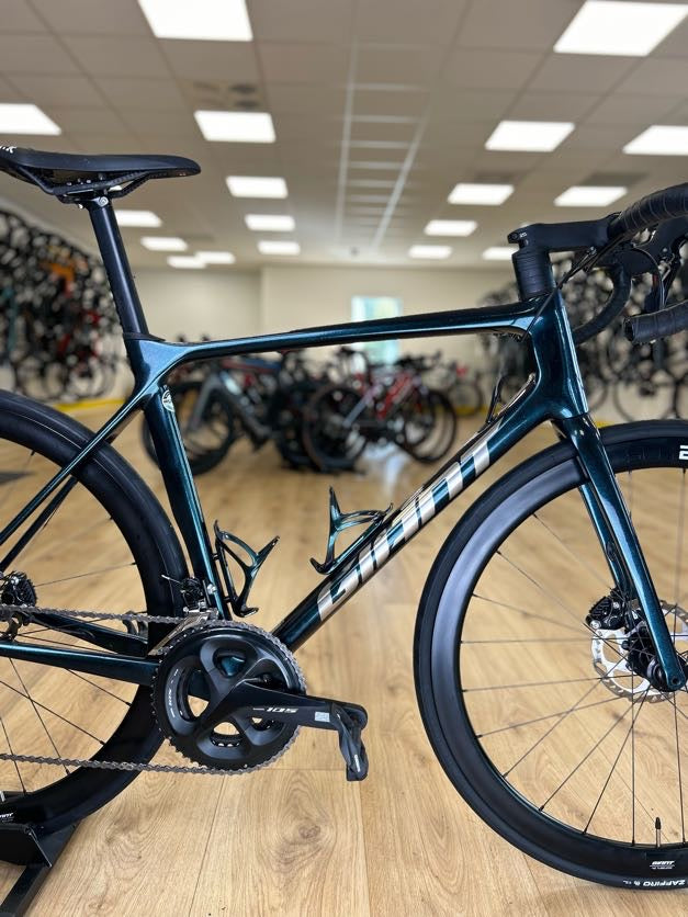 GIANT Pro Advanced Full Carbon disc Racefiets