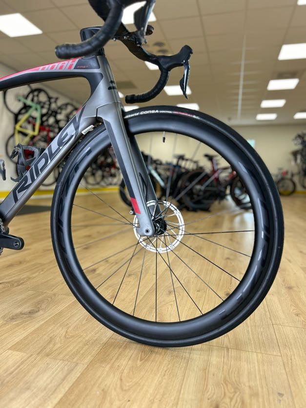 Ridley Noah Fast Di2 Carbon Disc Racefiets