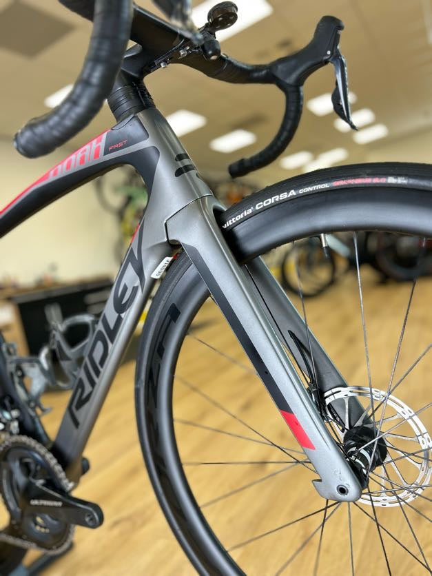 Ridley Noah Fast Di2 Carbon Disc Racefiets