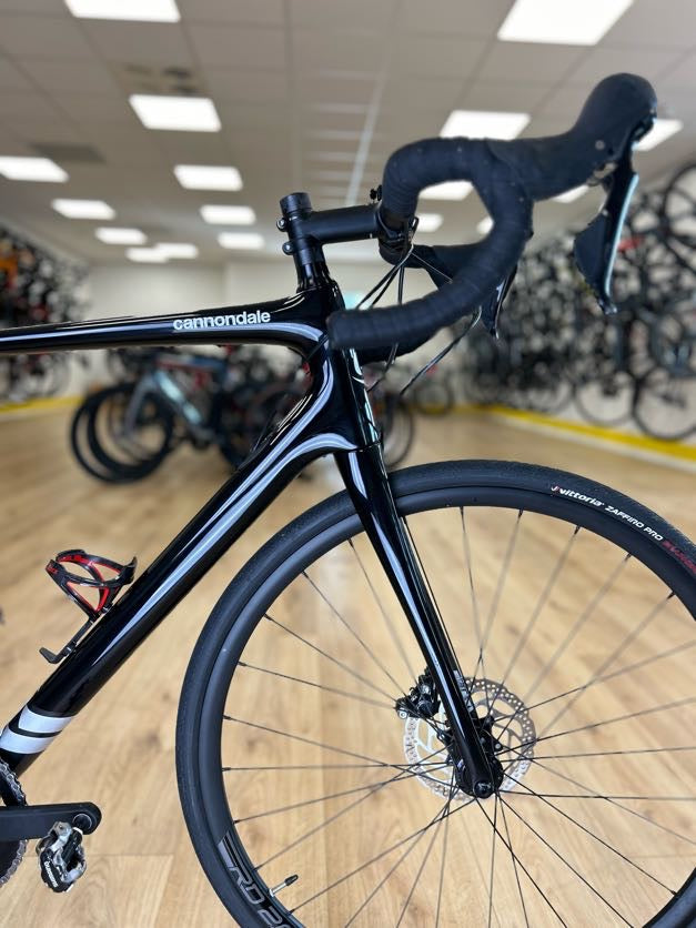 Cannondale Synapse Carbon Disc Racefiets