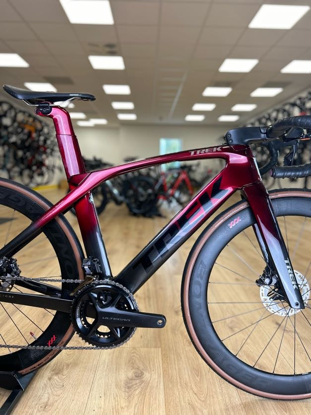 Trek Madone SLR7 Di2 Carbon Disc Racefiets