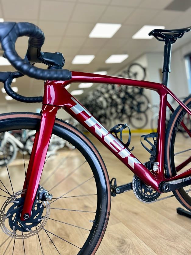 Trek Emonda SLR9 SRAM Red Etap PM Carbon Racefiets