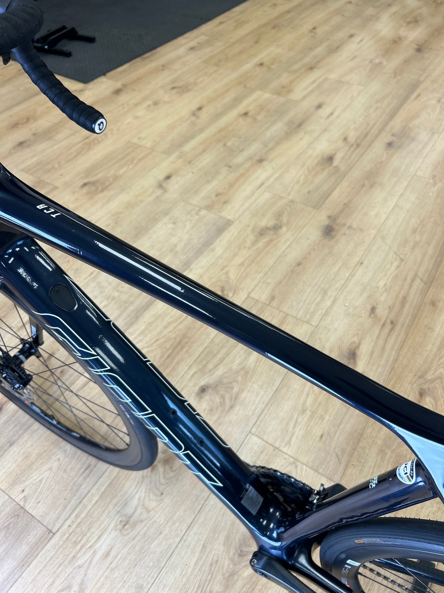 Giant TCR Advanced Pro DI2 Carbon Disc Racefiets