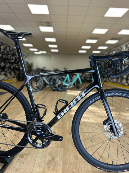 Giant TCR Advanced SL Di2 Carbon Disc Racefiets