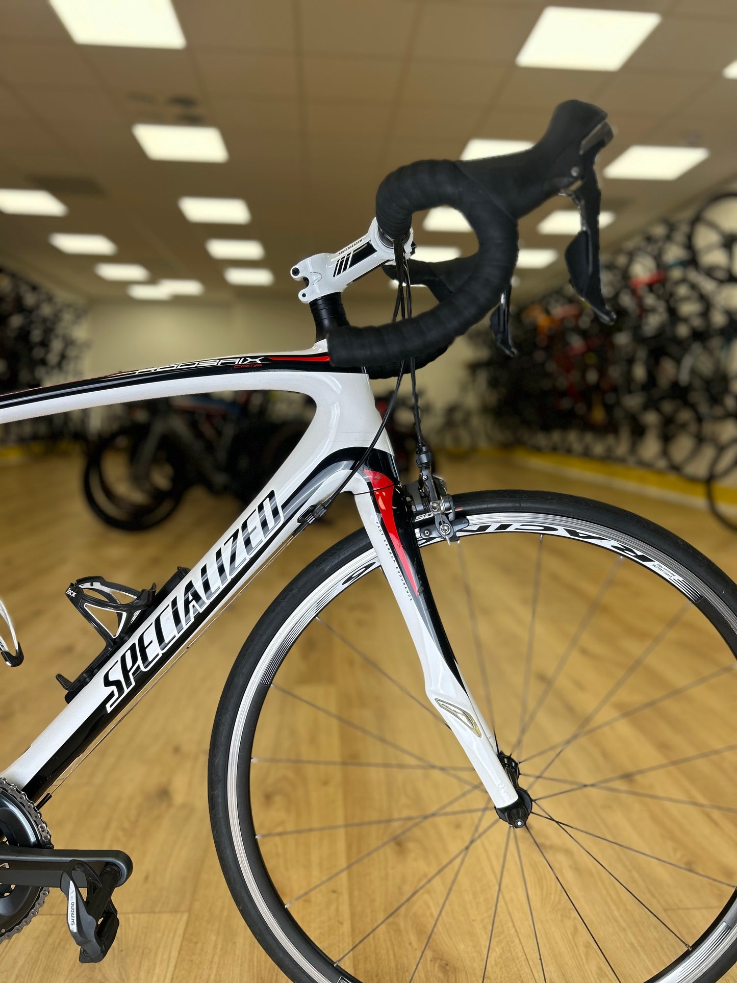 Specialized Roubaix Carbon Ultegra Racefiets  Staat: Goede staat