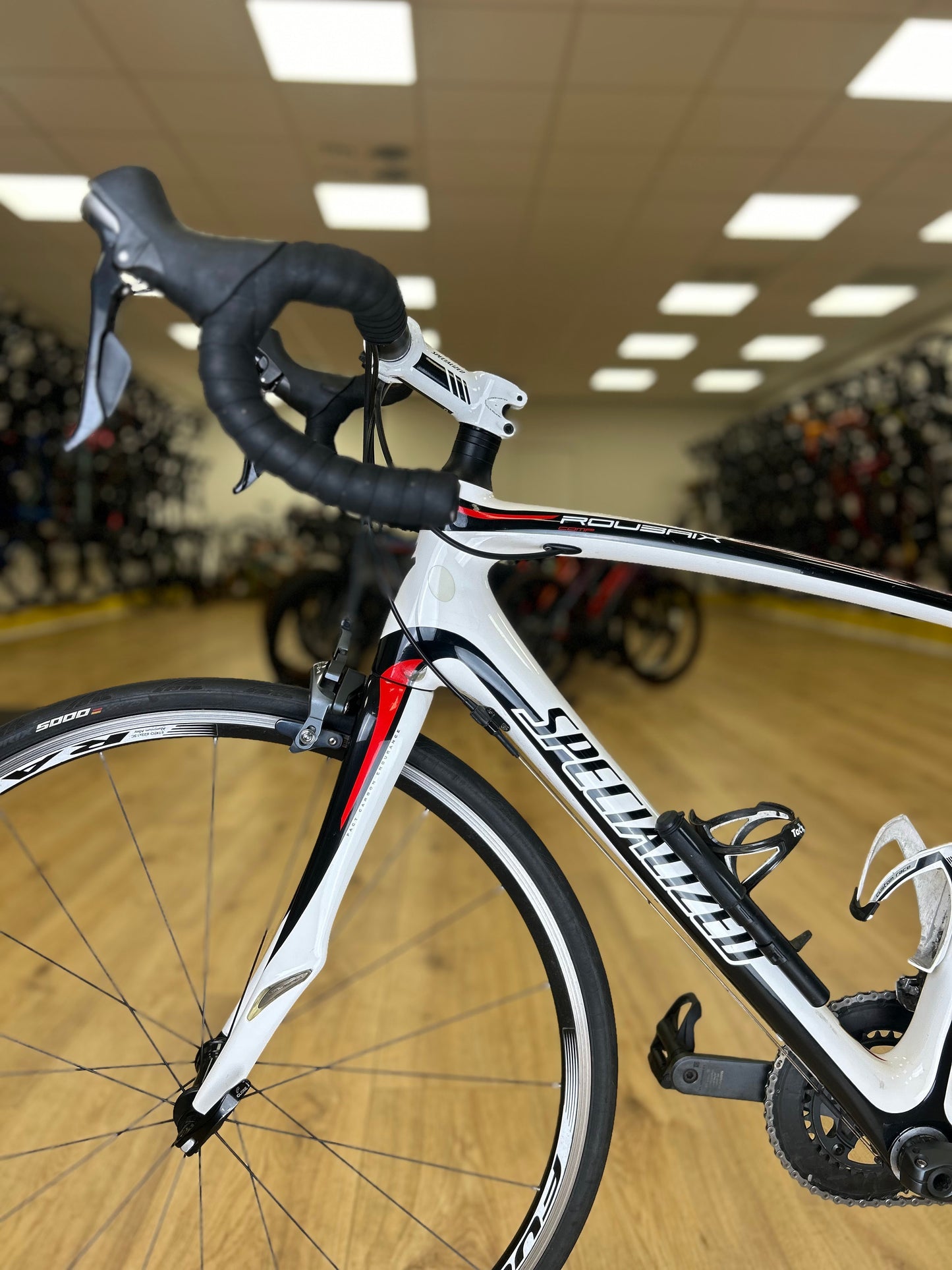 Specialized Roubaix Carbon Ultegra Racefiets  Staat: Goede staat