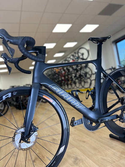 Giant propel full Carbon Ultegra Disc Racefiets